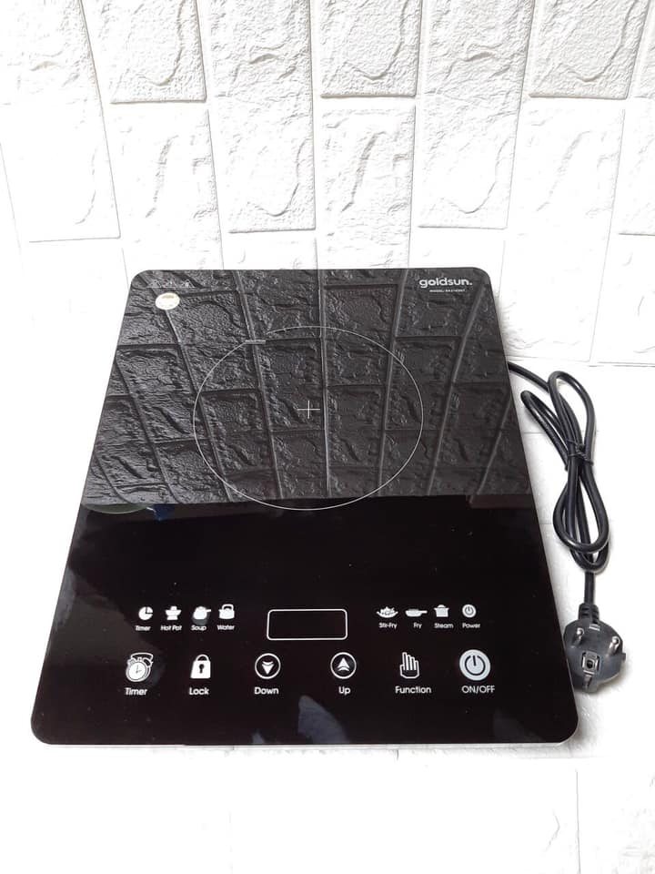 Bếp điện từ đơn cảm ứng goldsun ba2102gt tặng kèm nồi lẩu