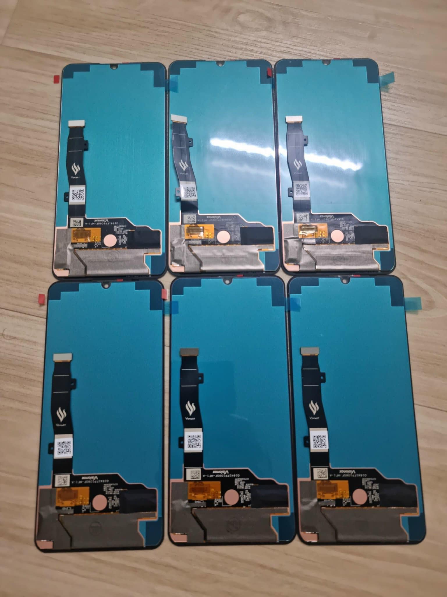 Màn hình điện thoại Vsmart Aris /Aris Pro- Zin hãng