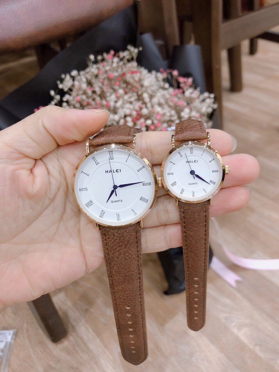 Đồng hồ đôi nam nữ halei dây da tình yêu vĩnh cửu