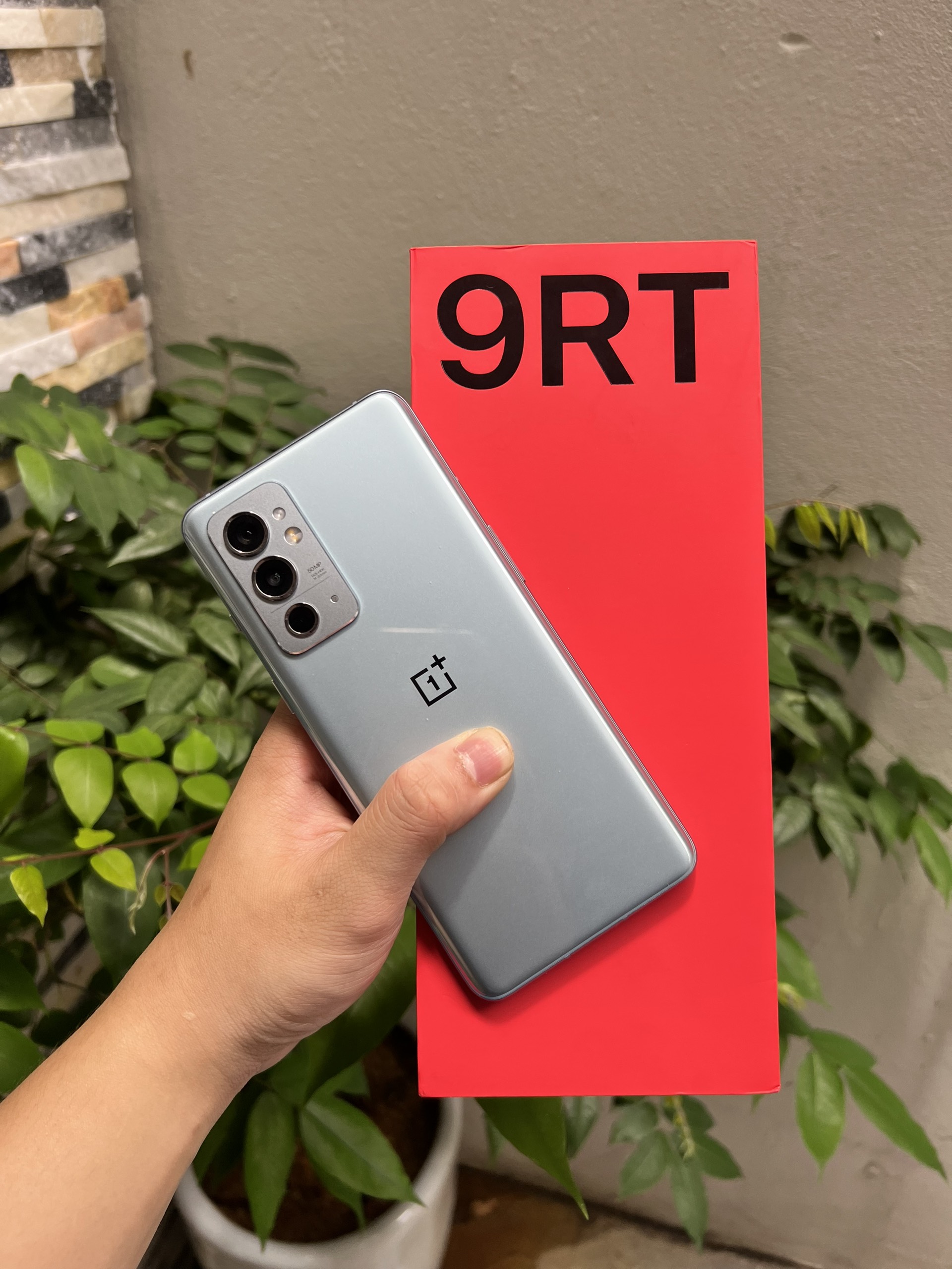 Điện thoại oneplus 9rt quốc tế 2 sim likenew fullbox / snap 888/ 120hz/ hỗ trợ 5g