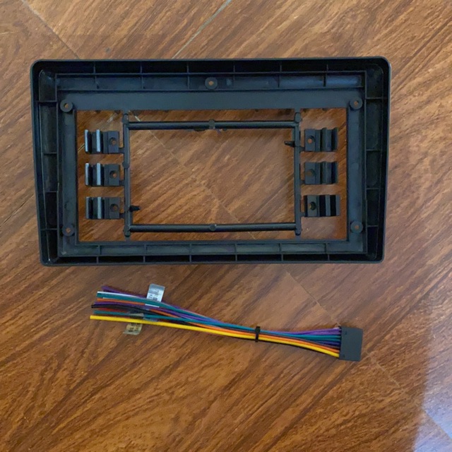 Mặt dưỡng 9 inch thông dụng chuyên dùng để chế các dòng xe không có dưỡng - lắp màn android 9 inch