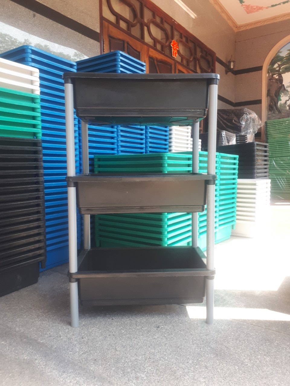 Khay nhựa 3 tầng nuôi cá bảy màu - Nuôi cá Guppy - MÀU ĐEN