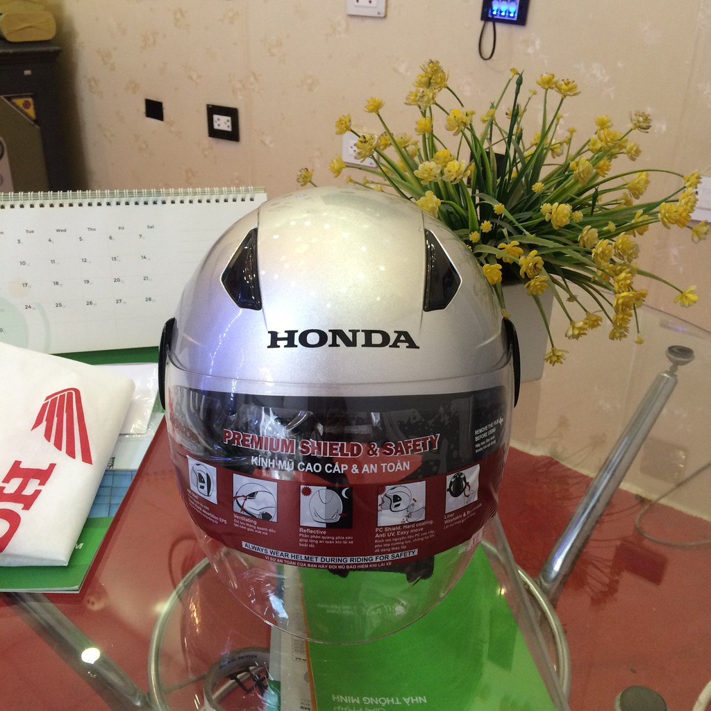 [CHÍNH HÃNG Honda] Mũ bảo hiểm 3/4 đầu, chính hãng bảo hành 6 tháng - Màu Bạc