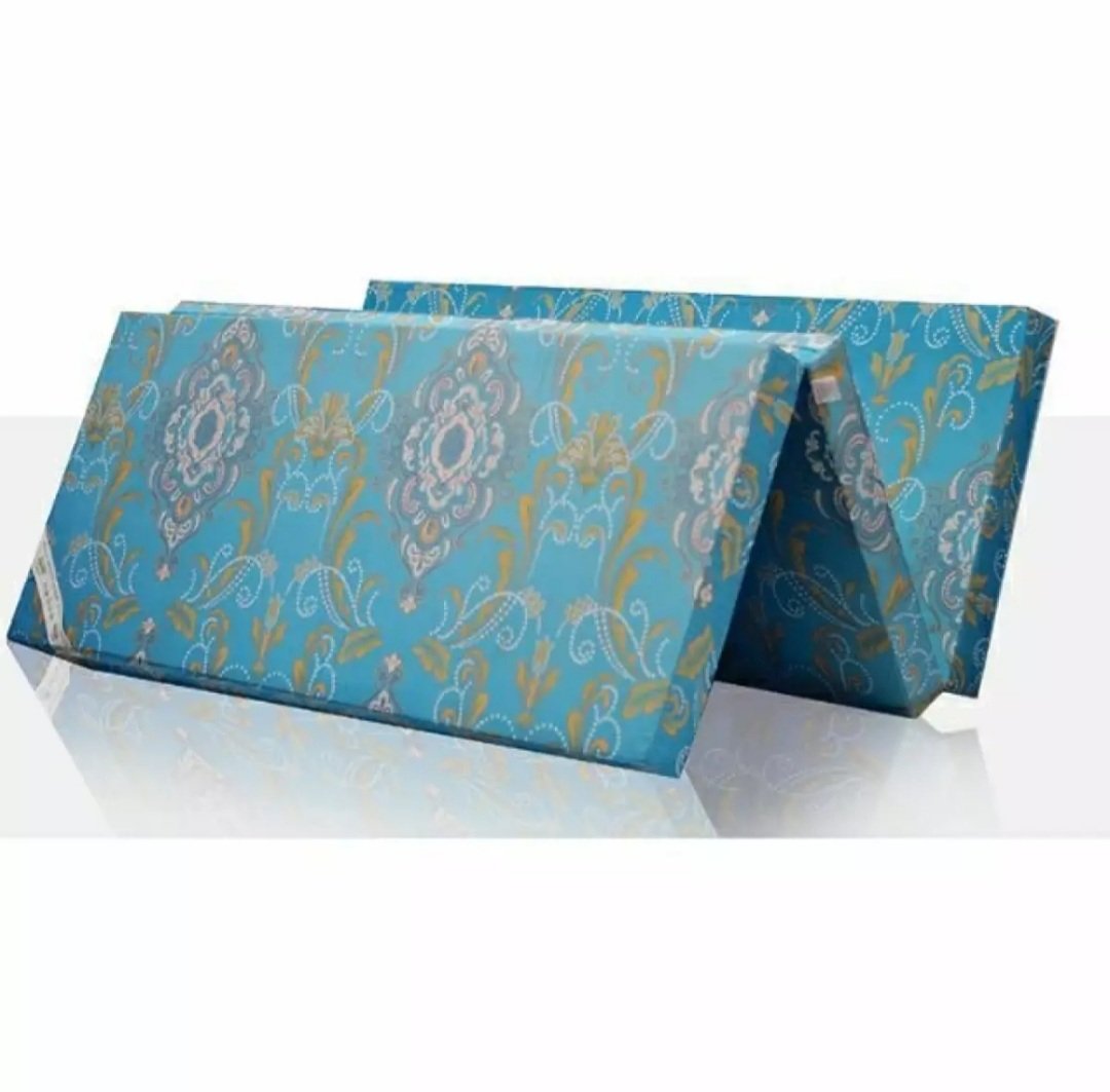 3 phân.Nệm PE Hàn Quốc cao cấp gấp 3 ( 1m x 2m x 3cm)  tặng 1 gra trải giường màu ngẫu nhiên cùng kích thước