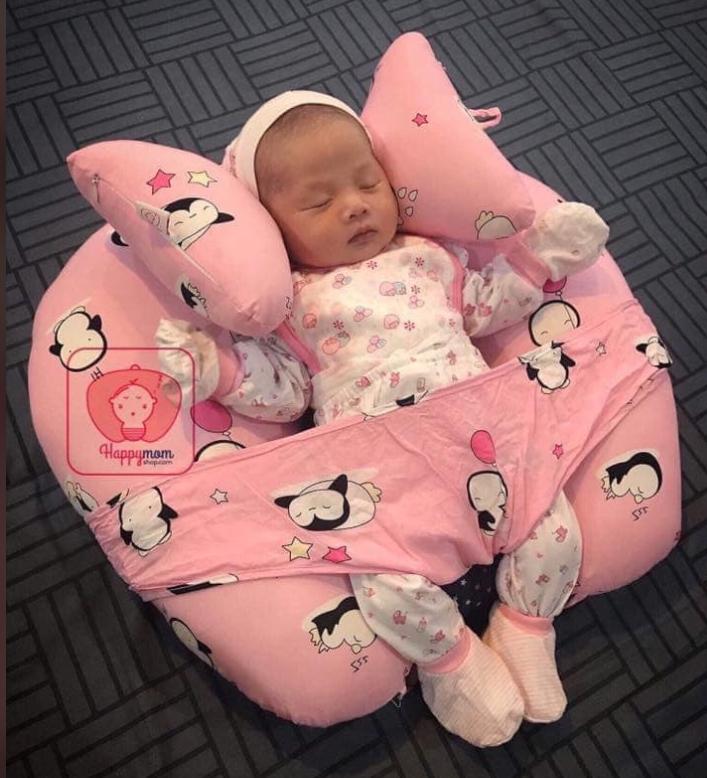 Đệm nằm kèm gối tai voi cho bé