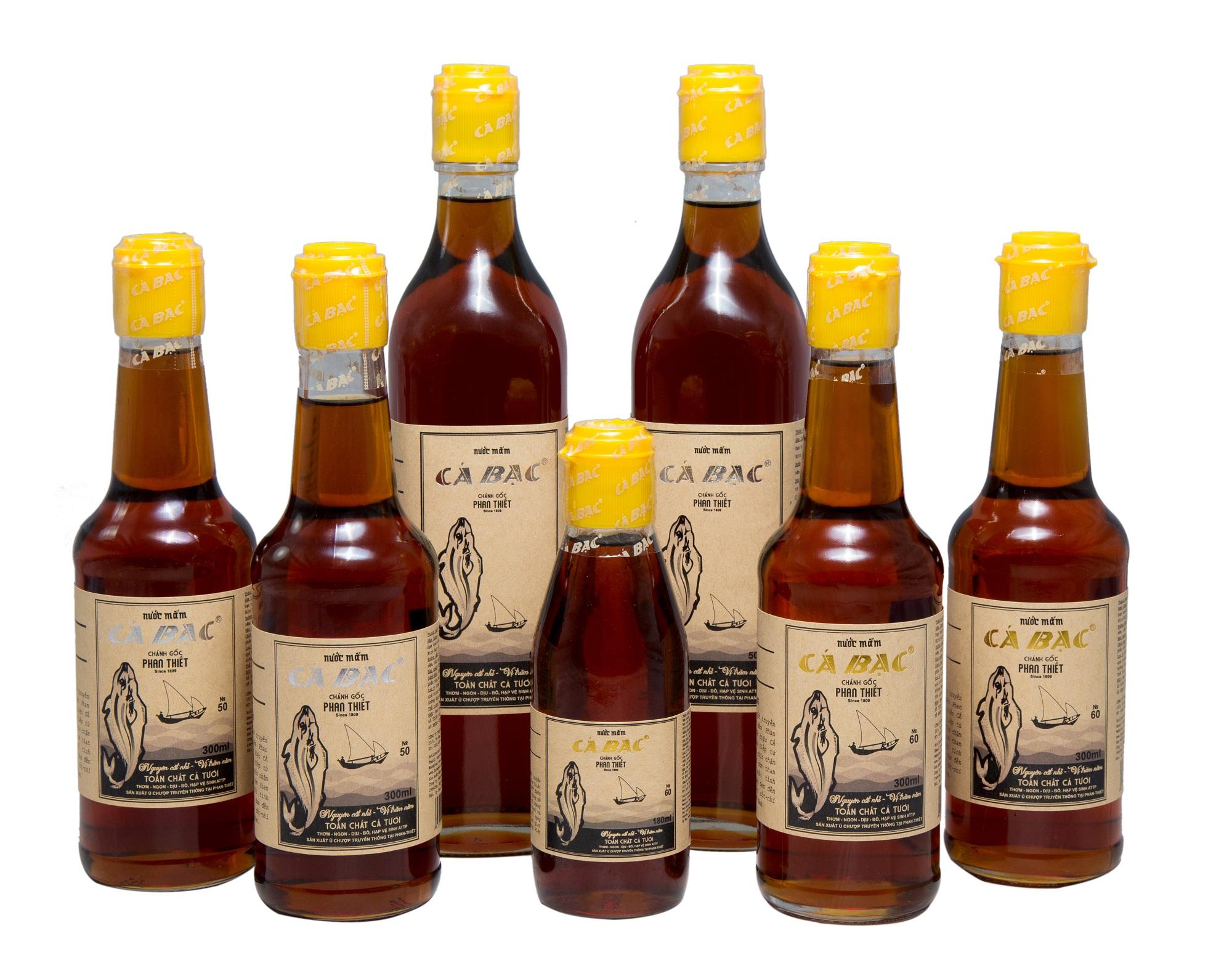 Combo thùng 6 chai nước mắm phan thiết hiệu cá bạc dòng "nhỉ" nhãn bạc - 300ml