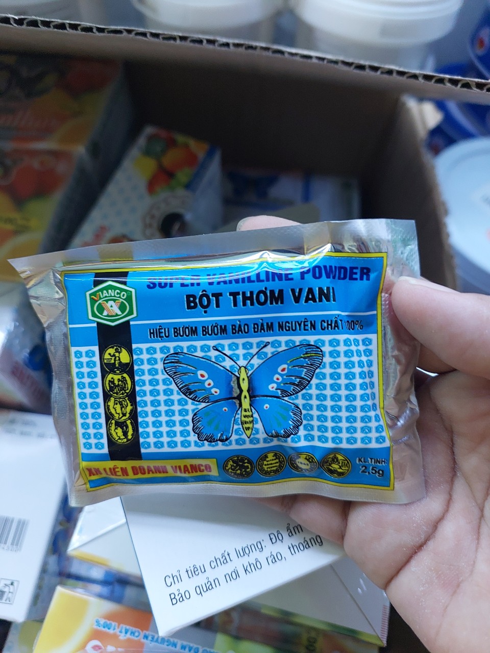 Bột vani hiệu Con Bướm
