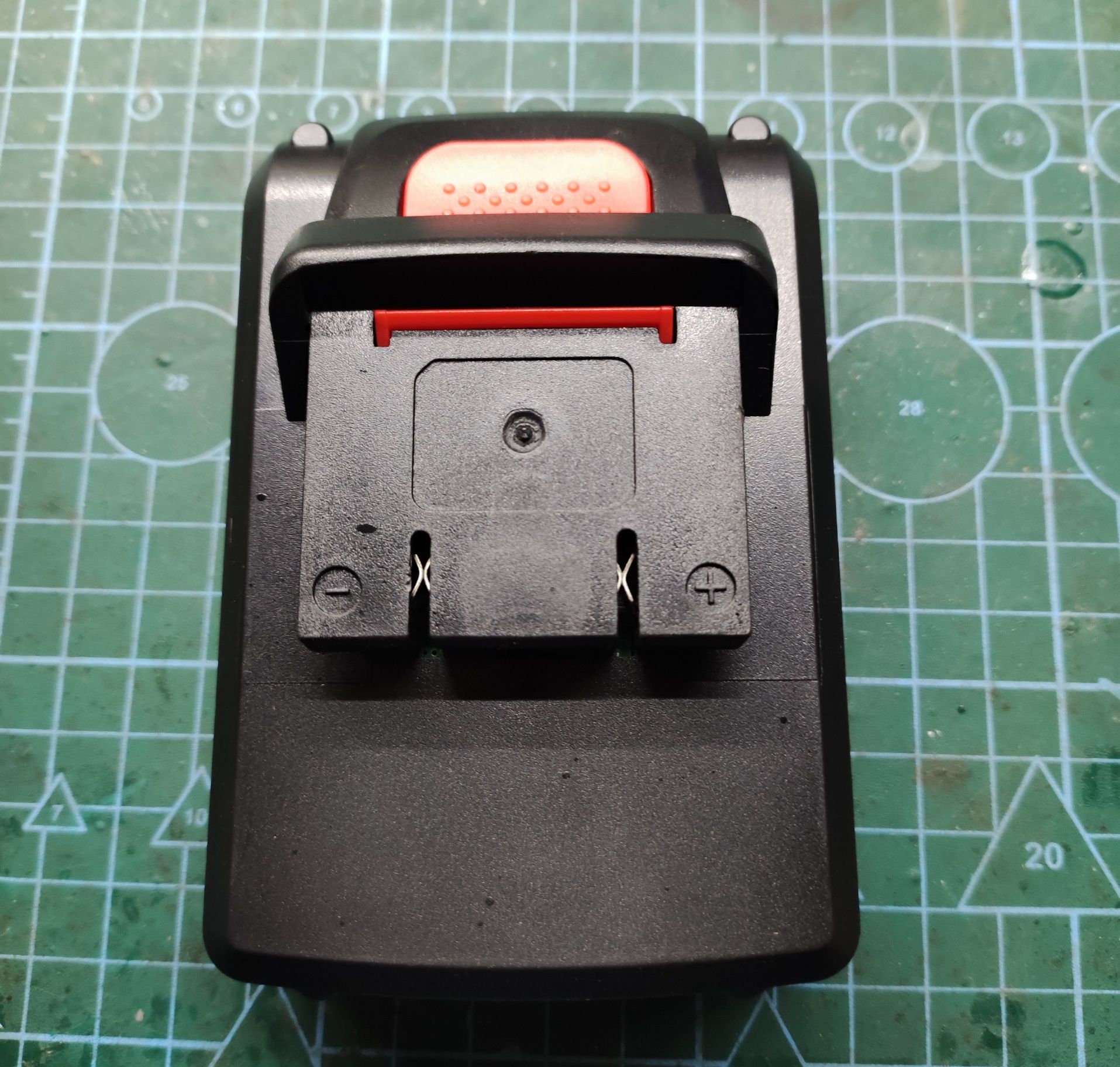 Pin đóng 5 cell 21v cho các loại máy khoan pin 21v- 24v - 26 - 36 của dewalt, makita, bosch, hitachi ,.... tminn shop