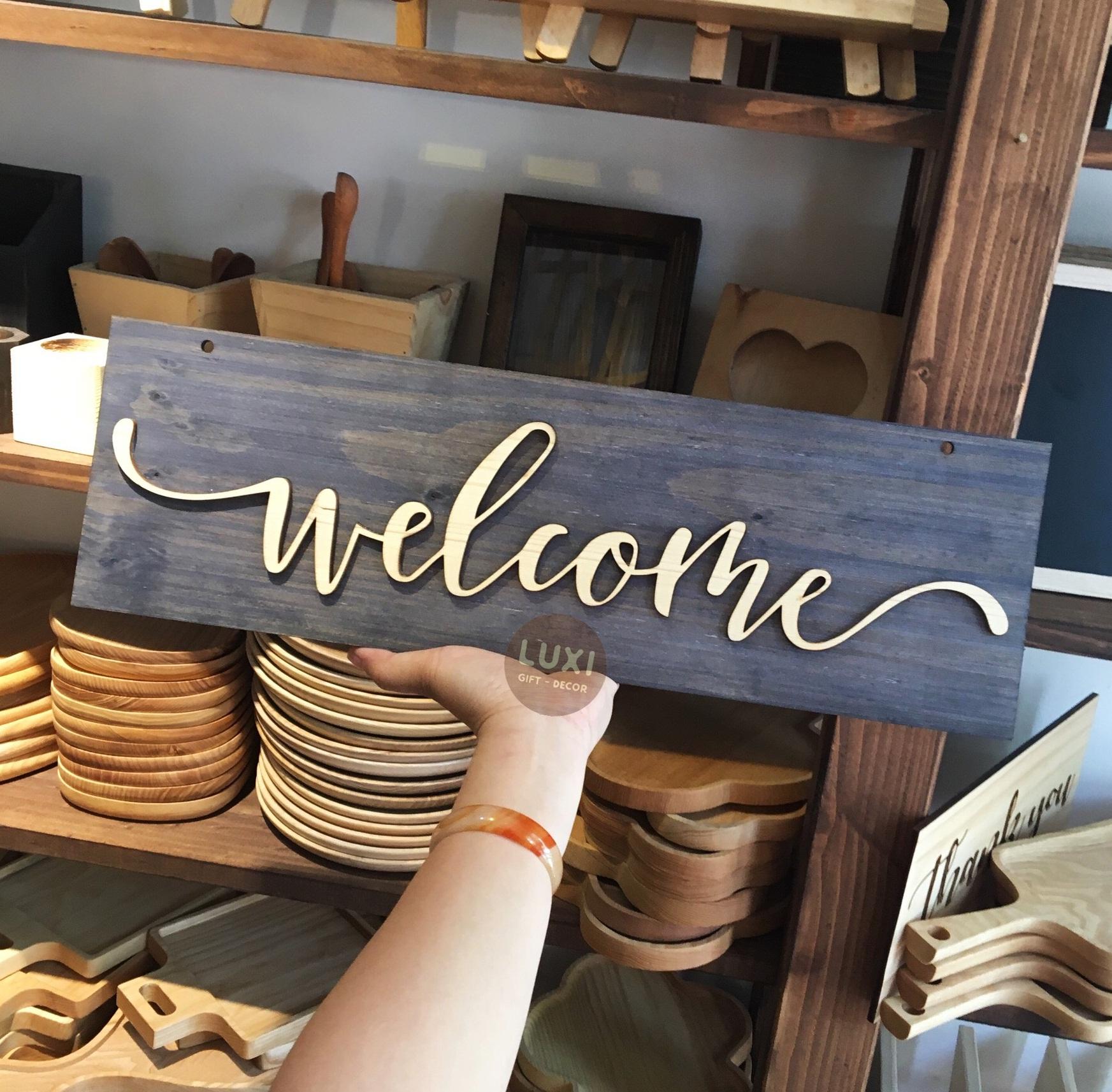 Bảng gỗ treo cửa 1 mặt Wellcom nhỏ 25 LUXI decor