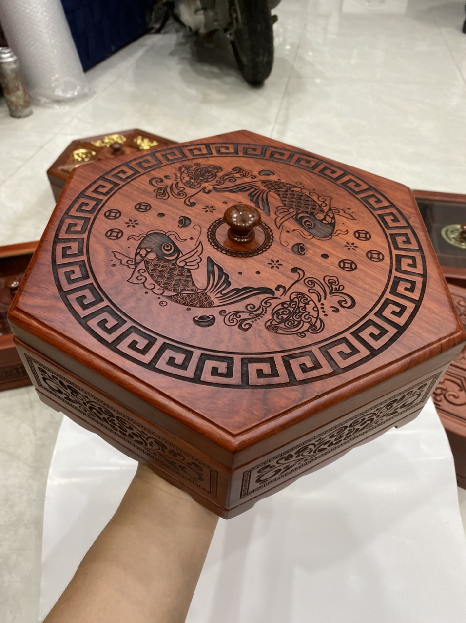 Hộp đựng bánh Kẹo Ngày Tết Cao Cấp Trạm Song Ngư - thêm độ sang trọng ngày tết - khay đựng mứt tết bằng gỗ - khay đựng bánh kẹo