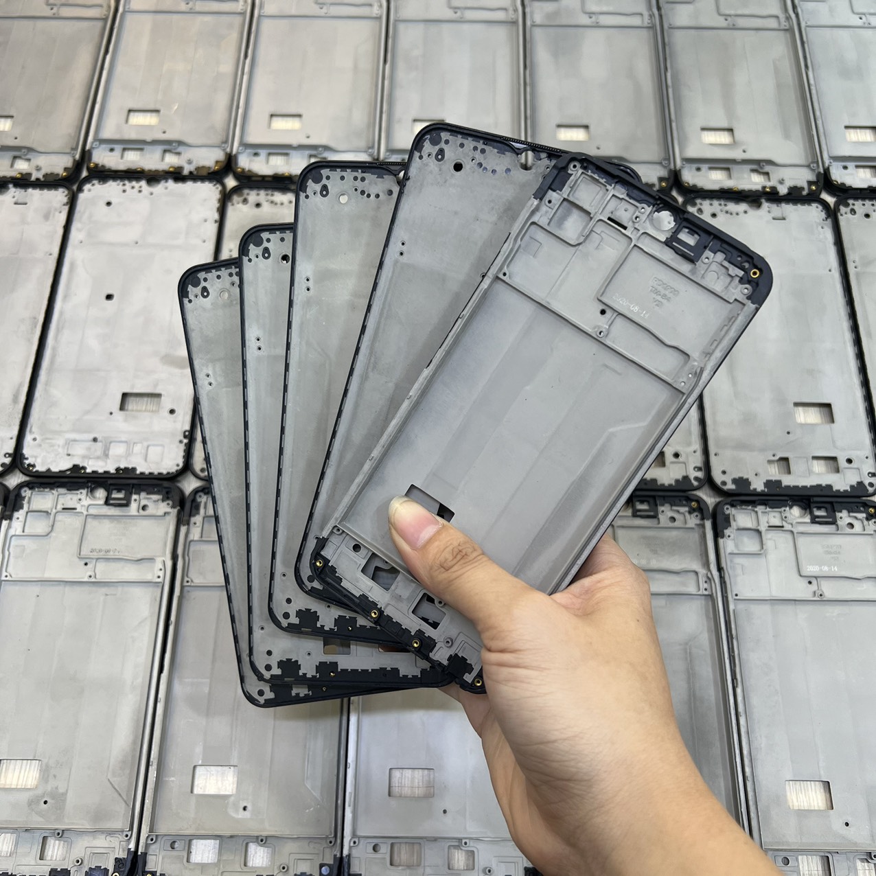 Khung sườn màn hình benzen rời Vivo Y12