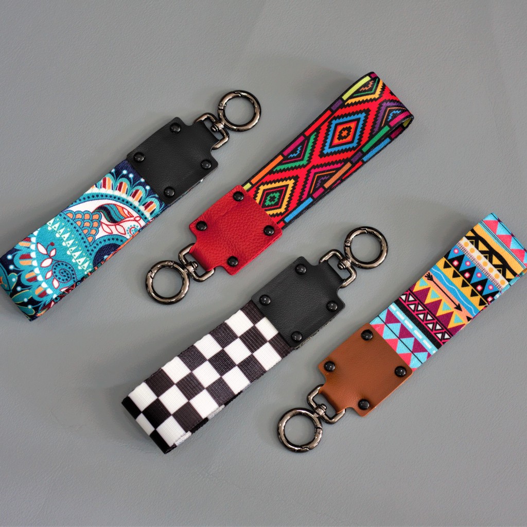 Móc khóa, handstrap poly cho túi xách, máy ảnh thổ cẩm