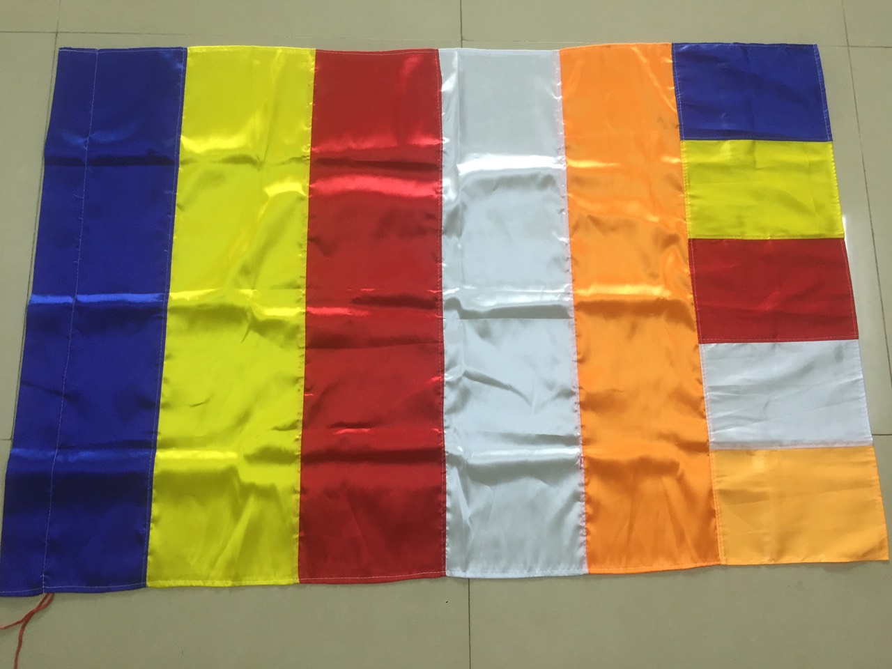 Cờ Phật Giáo kích thước 0.8x1.2m
