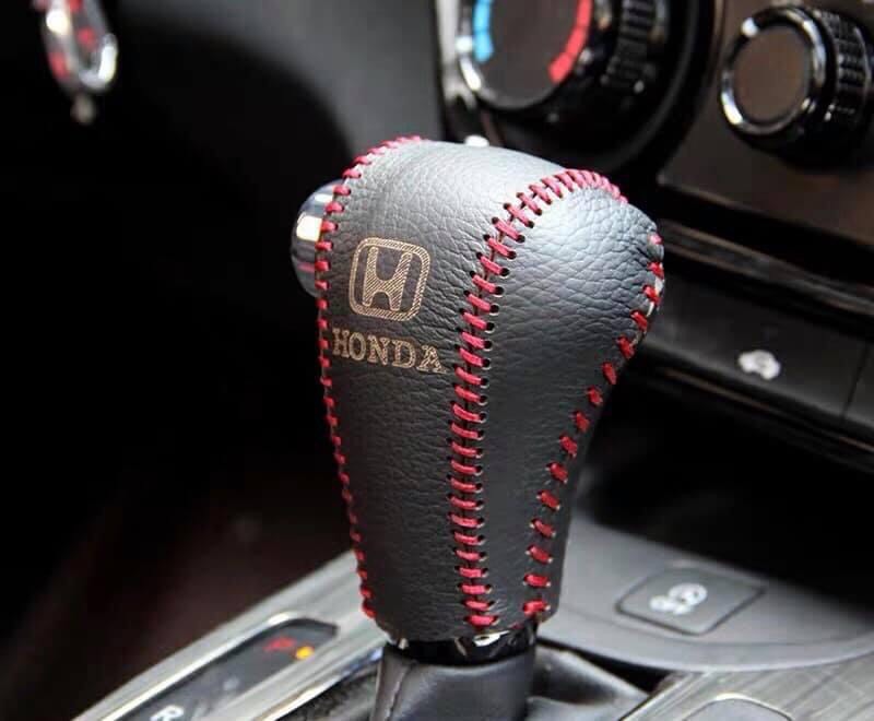 [BÁN RẺ XIN ĐÁNH GIÁ] BỌC CẦN SỐ XE HONDA HRV, HR-V CÁC ĐỜI... Da Bò Sịn Sò, Chuẩn mẫu, Màu sắc đa dạng, Khắc Logo Hãng theo xe..