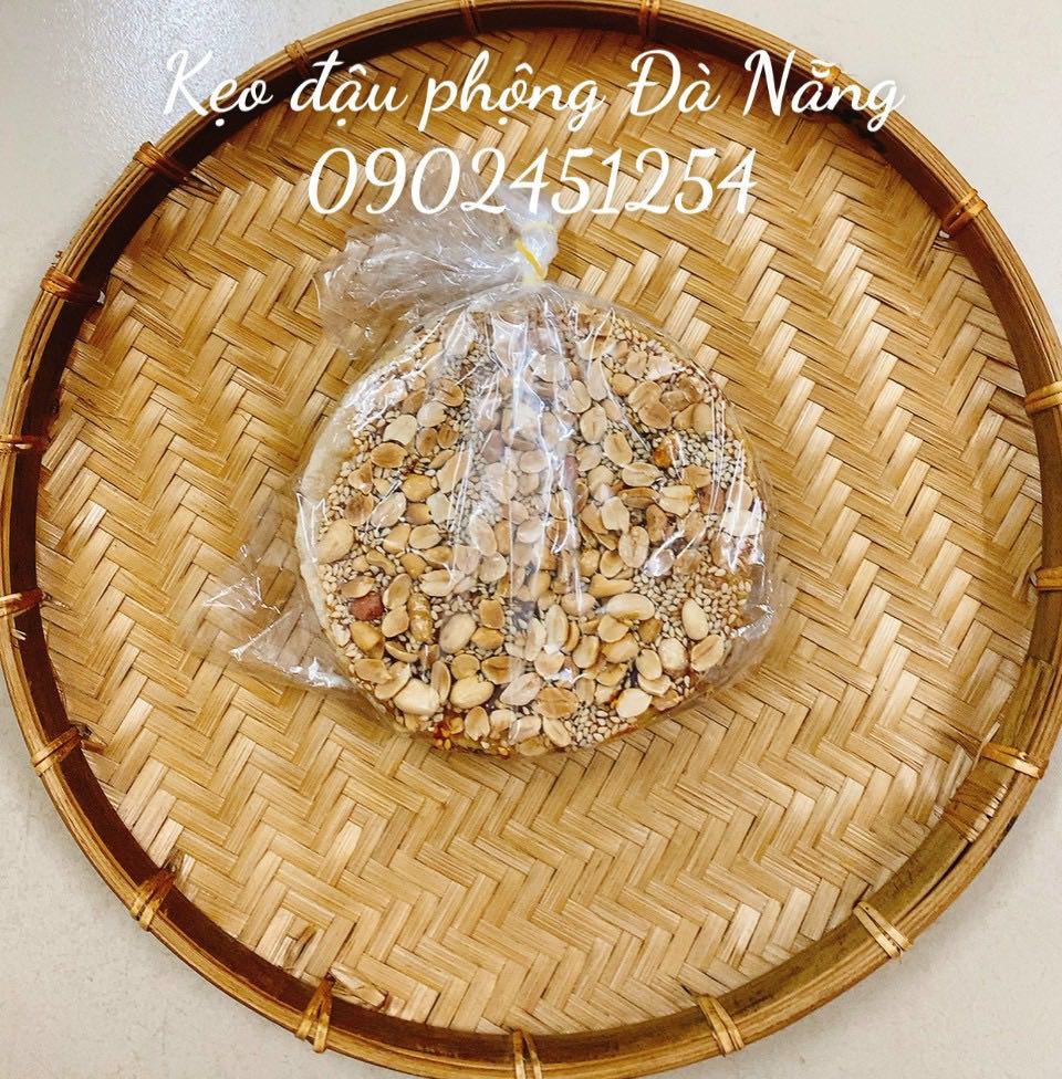 Kẹo đậu phộng đà nẵng lốc 3 miếng giòn thơm ngon