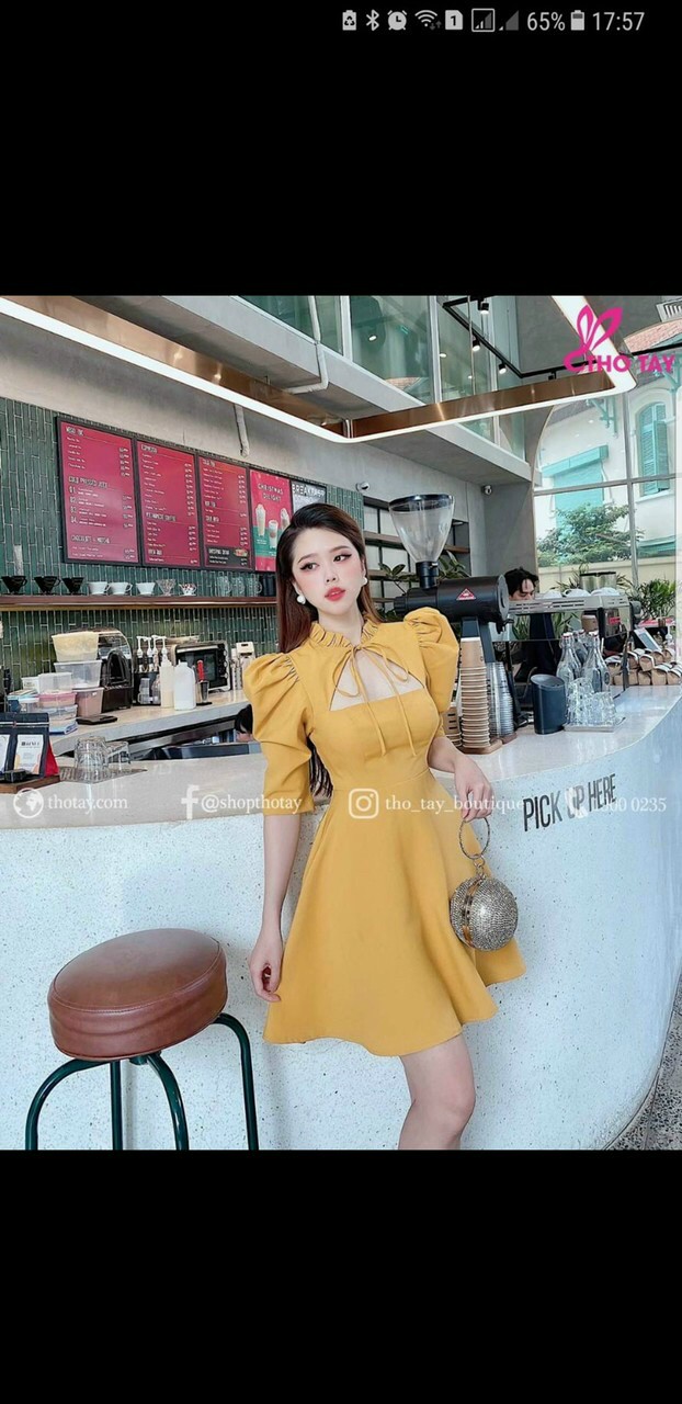 Đầm cổ tàu tay phồng