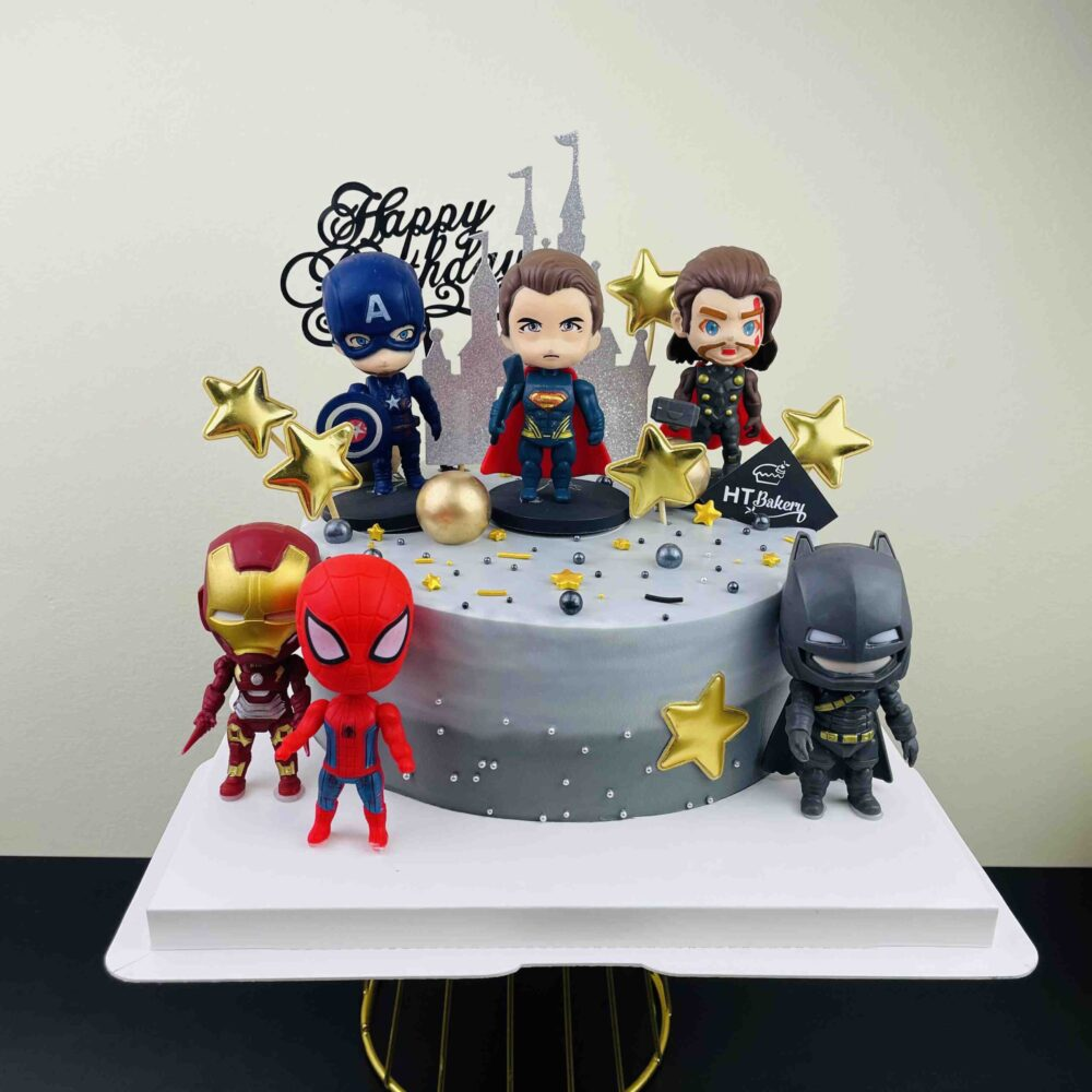 Bộ mô hình 6 siêu anh hùng Marvel Avengers trang trí bánh kem, topper trang trí bánh