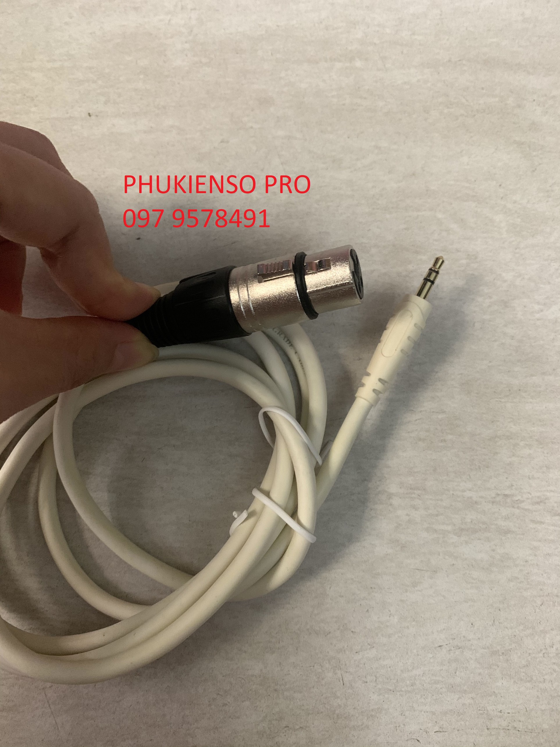 Dây canon xlr cho micro đầu 3.5ly dài 2.5m / dây micro thu âm dùng cho sound card