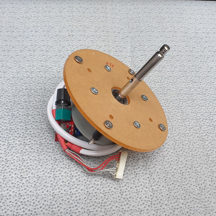 Cụm motor không chổi than BLDC, điện áp 12Vdc - 24Vdc, dùng chế quạt hộp + mạch điều tốc đã ráp hoàn thiện.