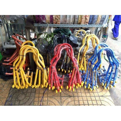 Pen nâng xe máy bẫy xe máy