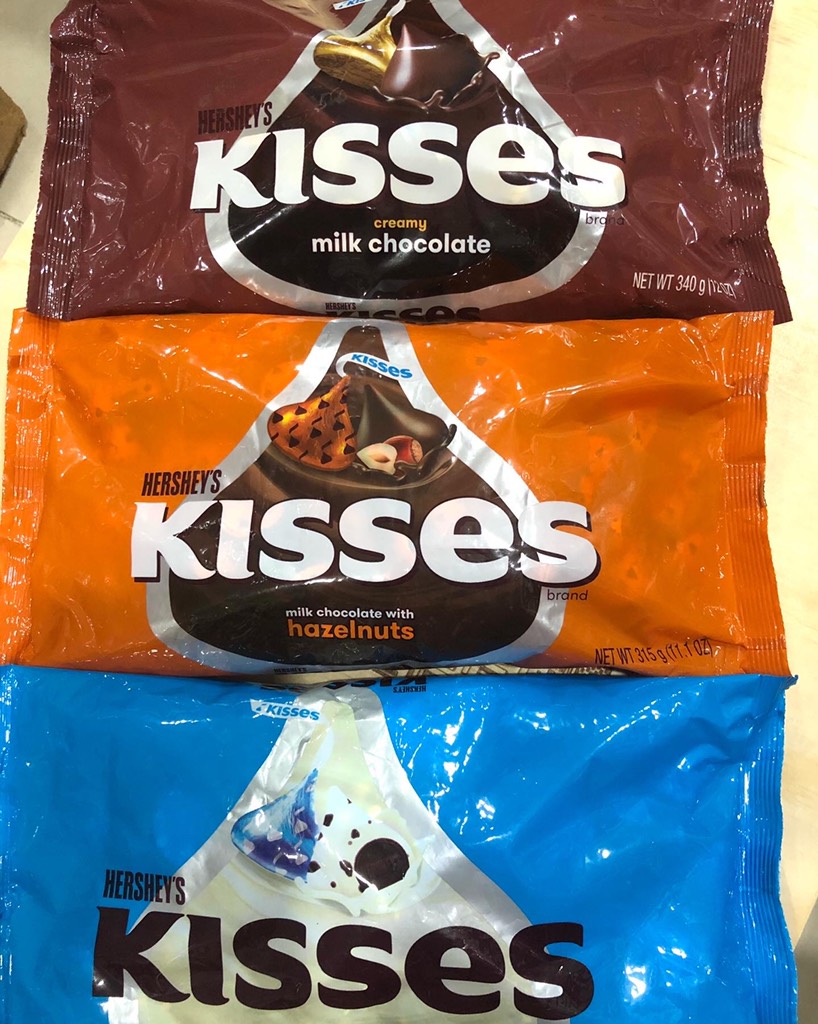 Kẹo Socola Kisses Đủ Vị Milk Chocolate Dark Chocolate Almonds 315-340g mỹ