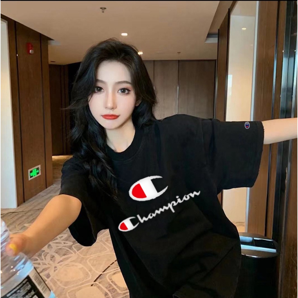 Áo thun tay lỡ champion logo trên chữ unisex nam nữ