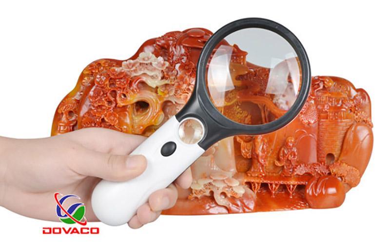Kính lúp cầm tay Magnifier zoom x20 x10 có 3 Đèn Led siêu sáng