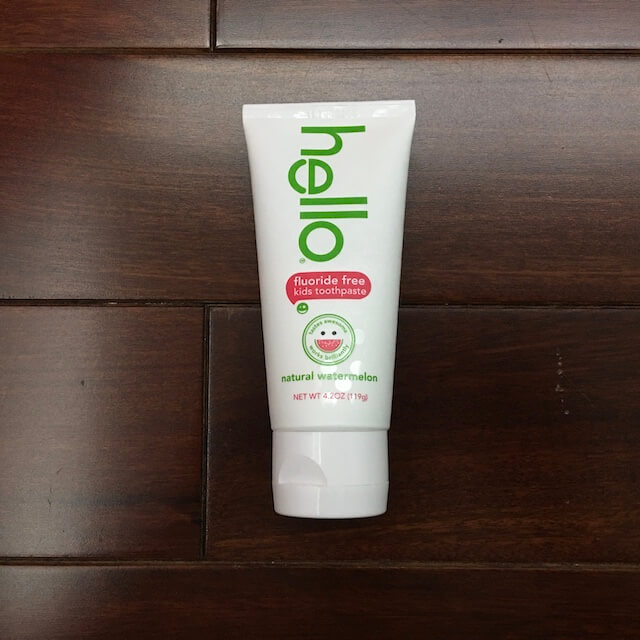 Kem đánh răng hữu cơ organic cho bé Hello