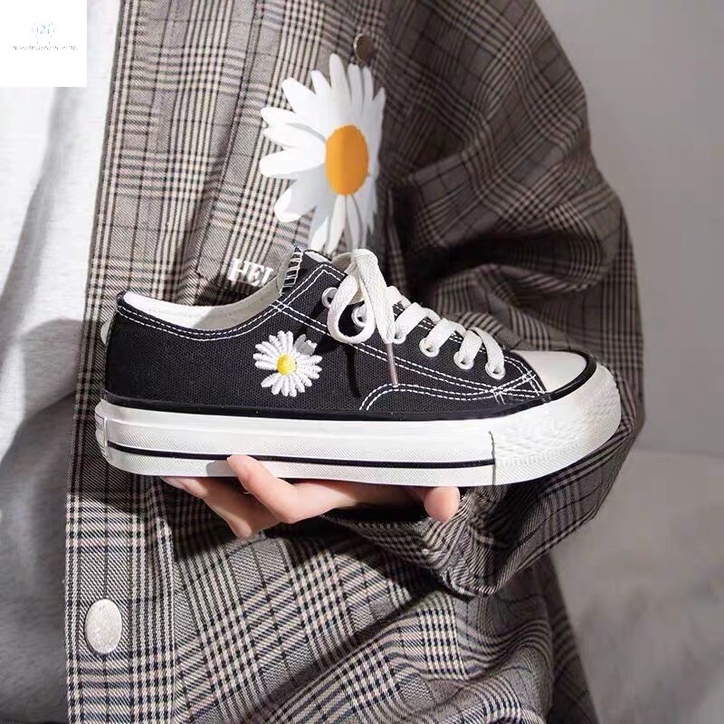 Free ship Giày thể thao nữ CV cổ thấp chất vải mát thêu hoa cúc cực đẹp, giày nữ sneaker hoa cúc hot trend