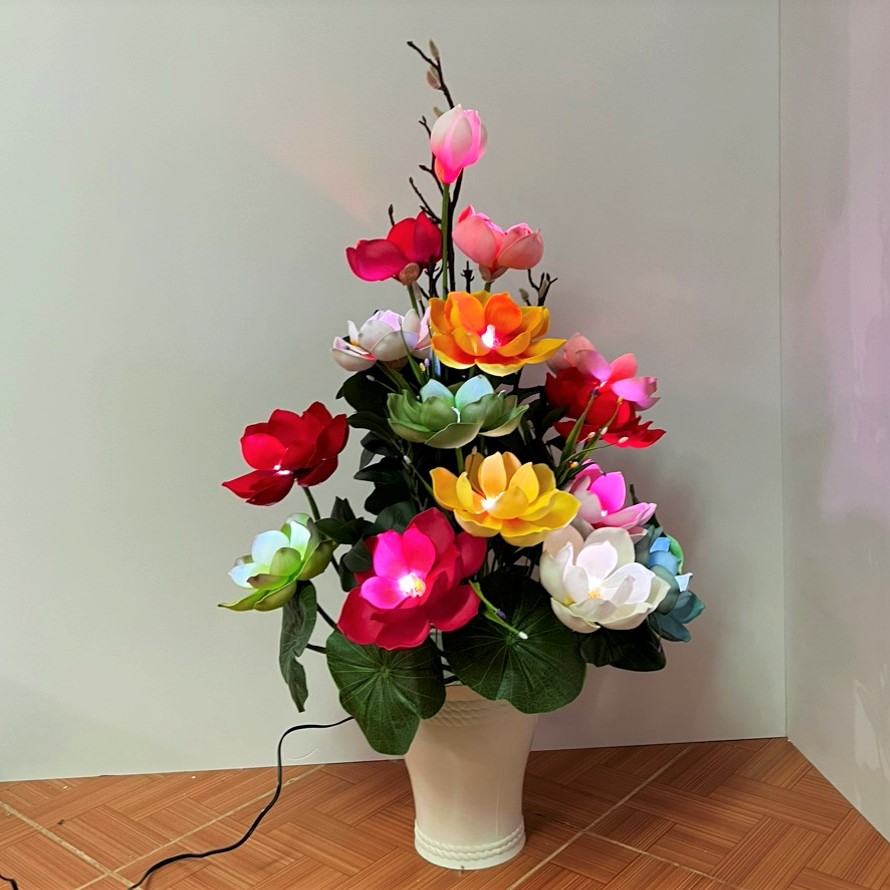 Hoa mộc lan decor 15 bông - chậu hoa mộc lan trang trí có gắn đèn 15 bông- hoa mộc lan phát sáng