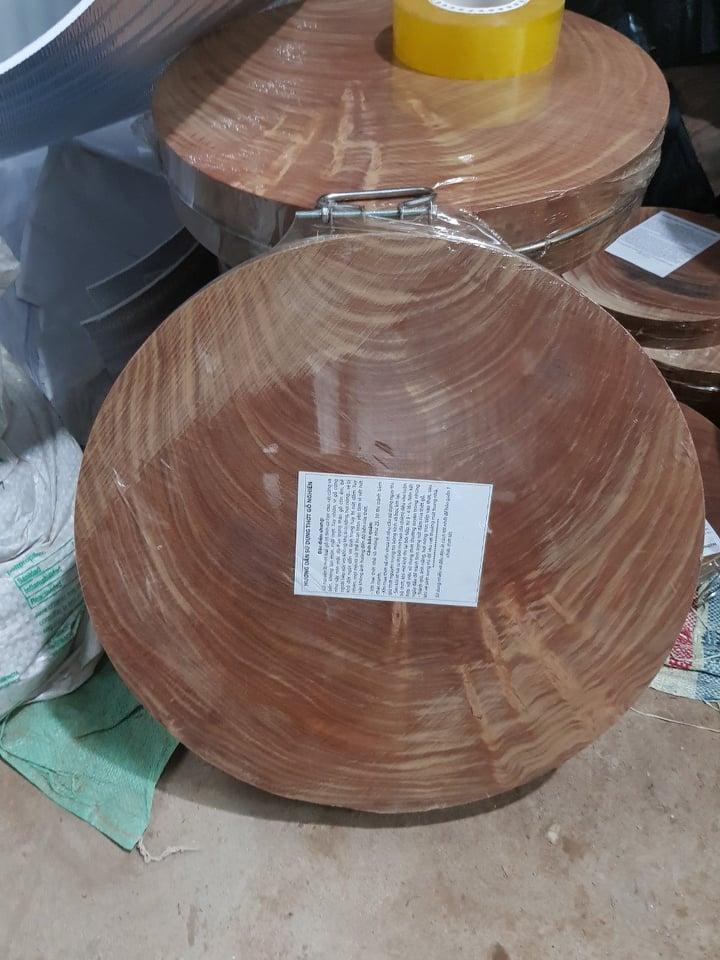 Thớt gỗ nghiến 100%  siêu bền 40cm dày 5cm