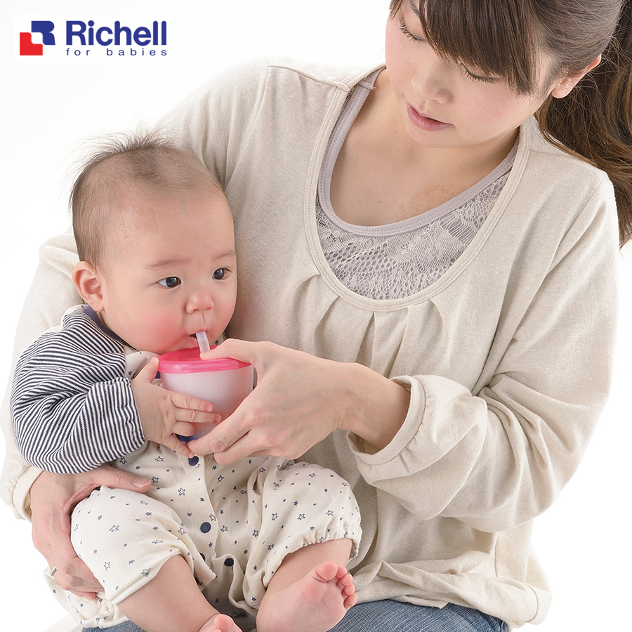 Cốc tập uống nước cho bé 3 giai đoạn Richell Nhật Bản 150ml