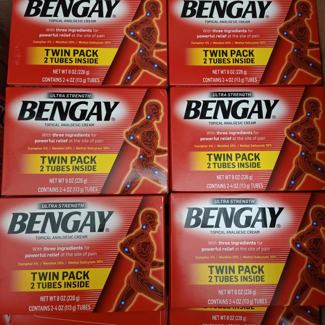 Dầu xoa bóp làm giảm cơn đau nhức Ultra Strength BENGAY Cream 226g (2 tuýp)