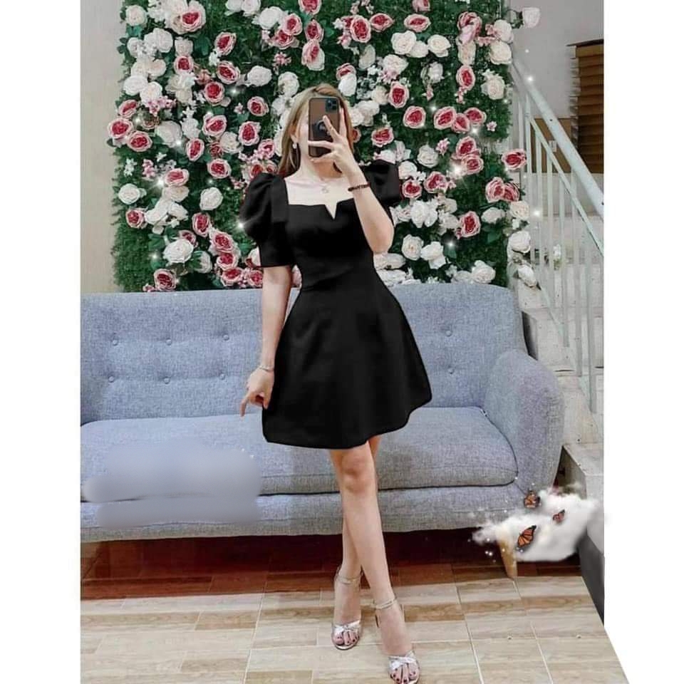 Đầm trắng tay bồng dây đan chéo eo
