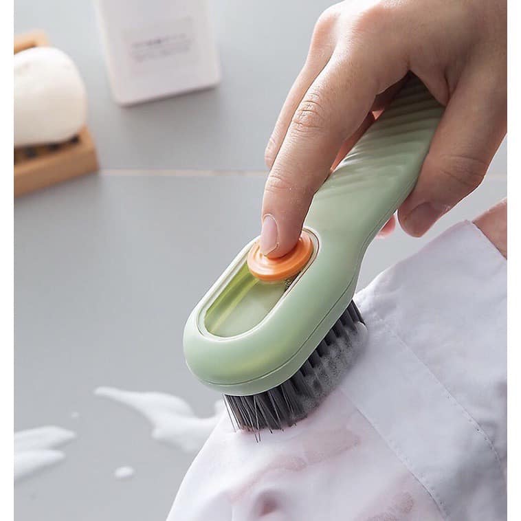 Bàn chải cọ rửa đa năng 3 trong 1- Bàn chải đa năng có ngăn chứa nước giặt- Bàn chải chà giày, giặt đồ, cọ sàn có móc treo