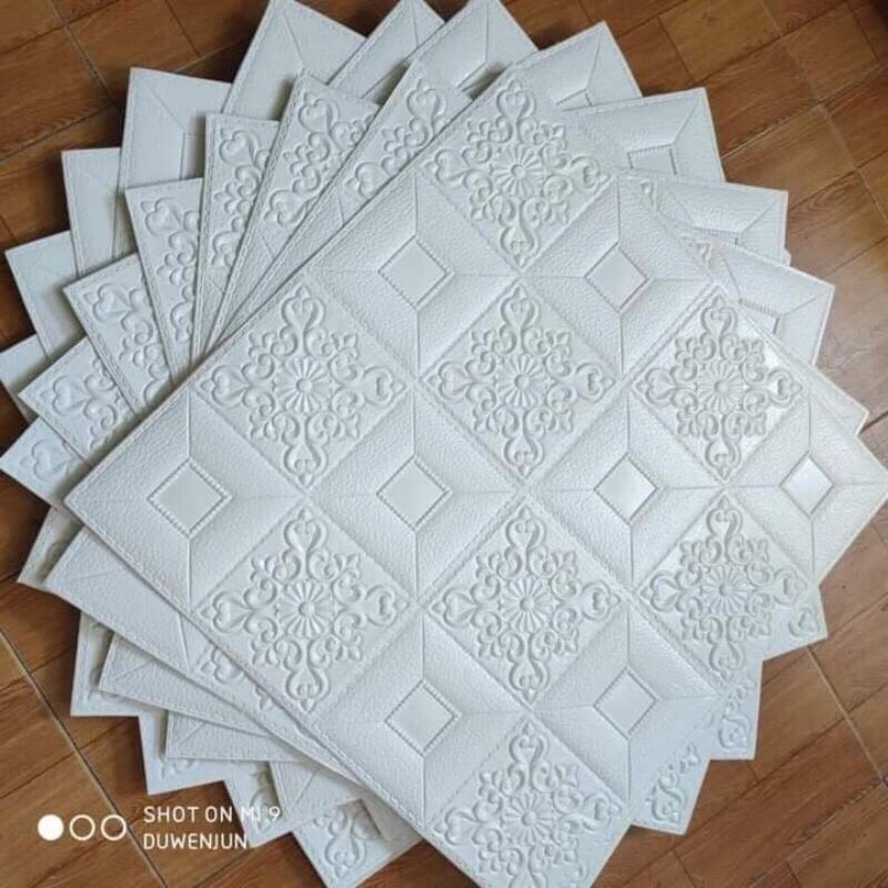 35 tấm xốp dán tường hoa văn 3d kích thước 70x70cm