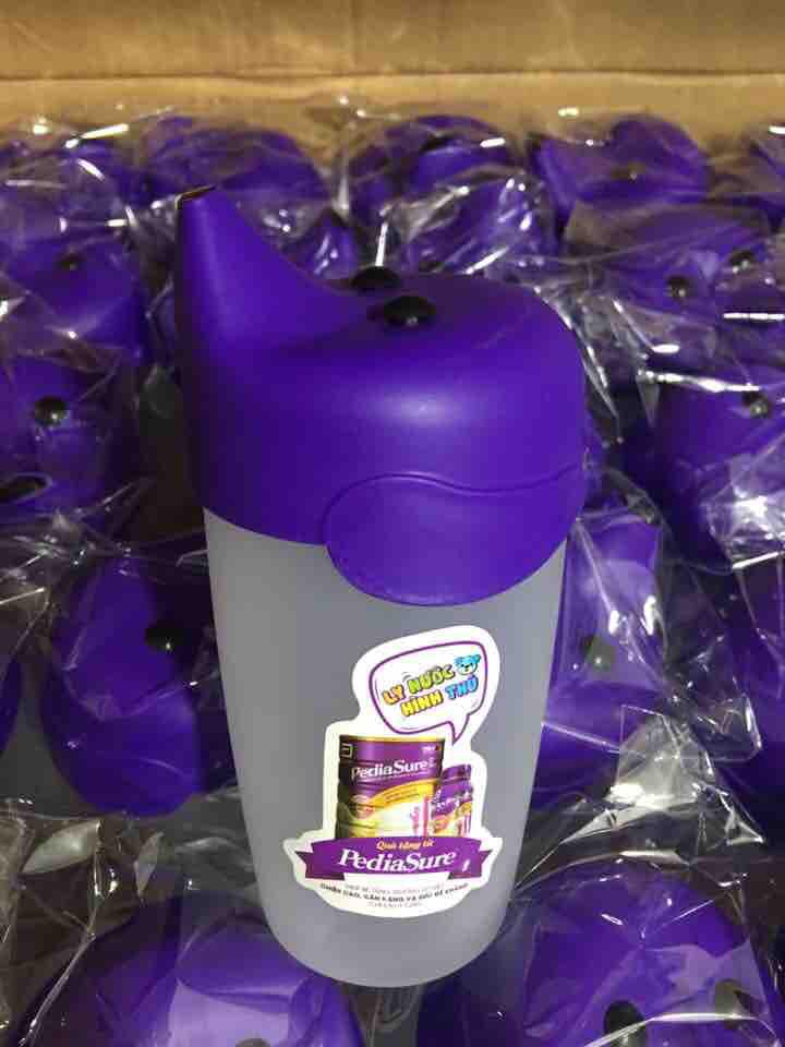 Ly uống nước Pediasure