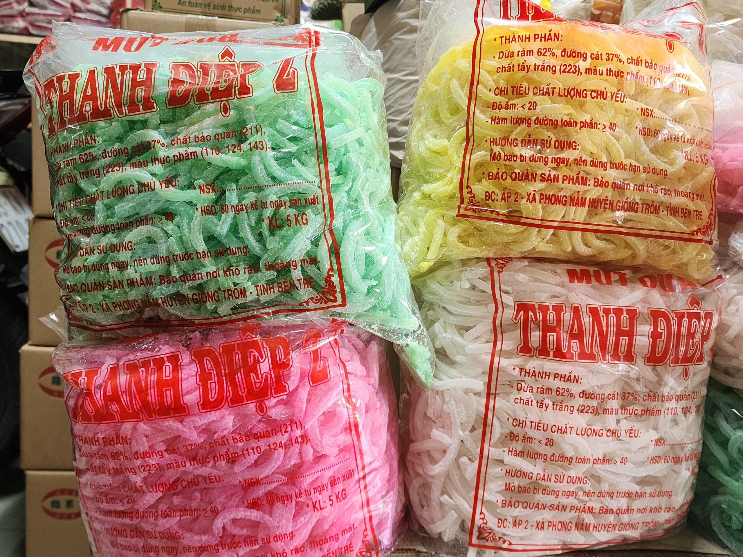 [Hoàn tiền 10%] Mứt dừa non Bến Tre mix 4 MÀU THANH ĐIỆP 400g sản phẩm luôn mới