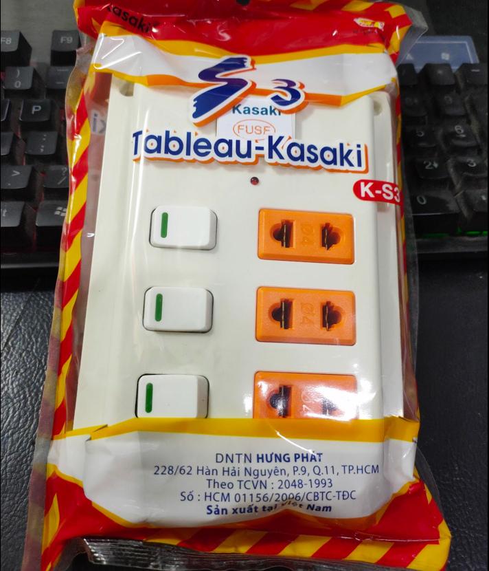 Bảng điện(Taplo) KASAKI S3 -  3 công tắc, 3  lỗ cắm+1 cầu chì