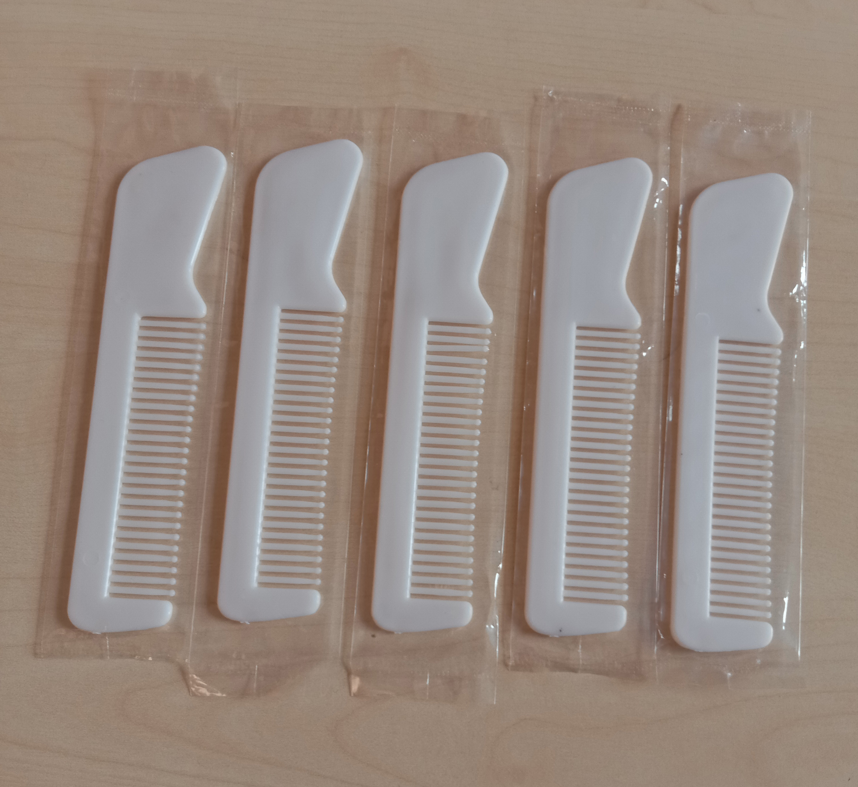 [HCM]100 cây Lược nhà ghỉ khách sạn