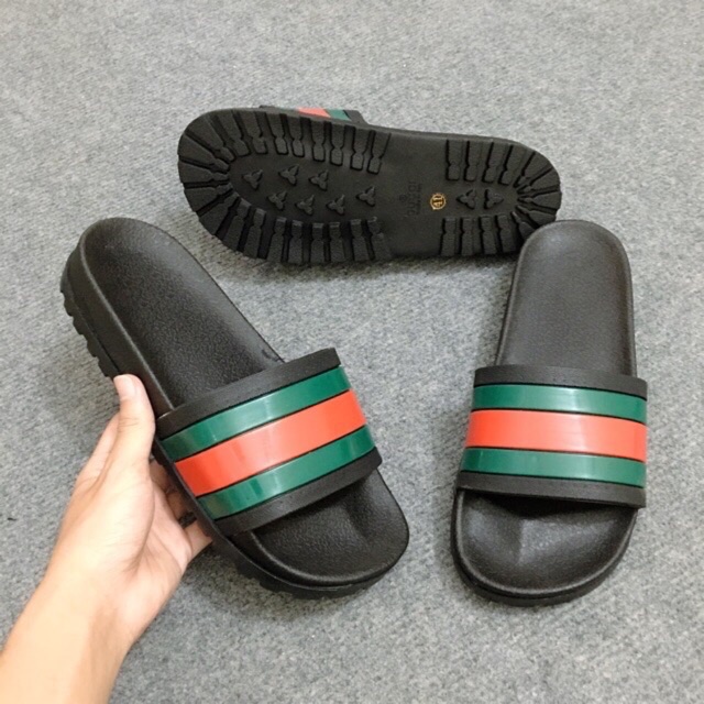 Dép nam GGC quai ngang kẻ sọc xanh đế cao, Lê Bảo Bình và Quang Hải đã đi