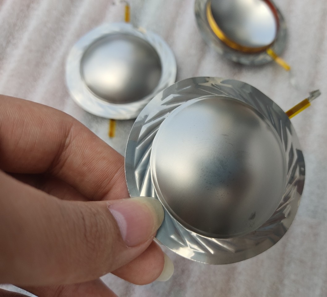 Màng titan của côn loa trép kèn 450 nhôm dẹt màng titan - coil treble 450 - bộ 10 cái