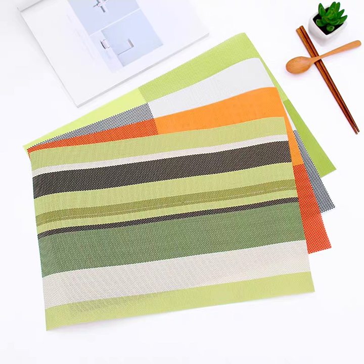 Tấm lót bàn ăn bằng nhựa PVC kích thước 45cm x 30cm có 4 màu cho bạn lựa chọn,Tấm lót đĩa chống trơn trượt trên bàn ăn,Tấm lót nhiều màu phong cách châu âu
