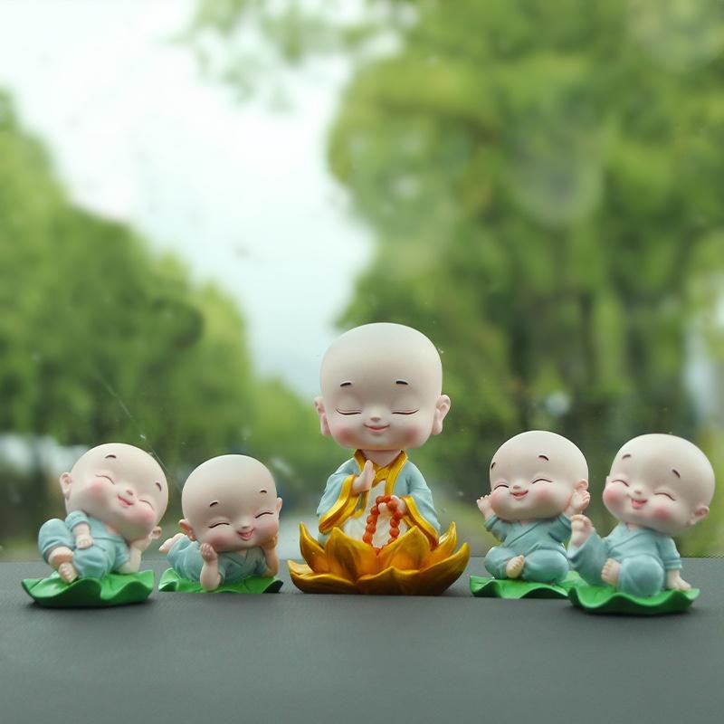 Bộ Tượng Chú Tiểu Ngồi Thiền Lá Sen An Yên Trang Trí Nhà Cửa, Để Xe Ô Tô