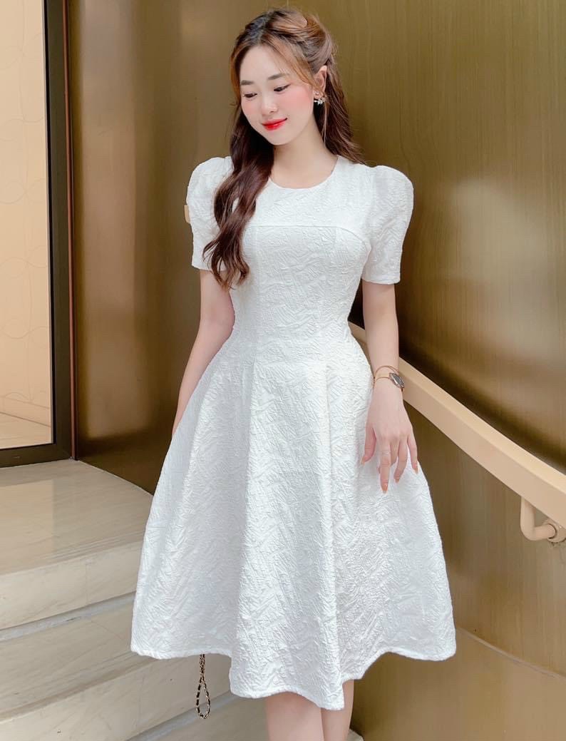 Đầm trắng gấm hoa nổi tay búp - váy xòe đi tiệc dáng xòe bồng phong cách tiểu thư thanh lịch hàng chuẩn đẹp