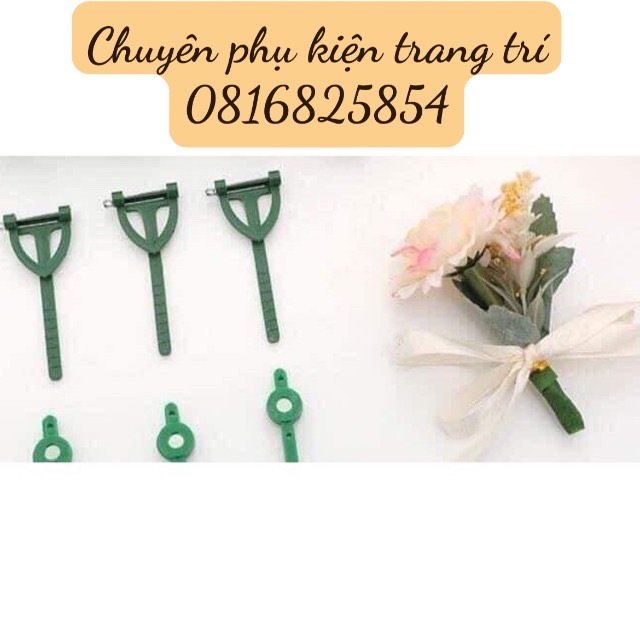 Kẹp nhựa làm hoa cài áo chú rể