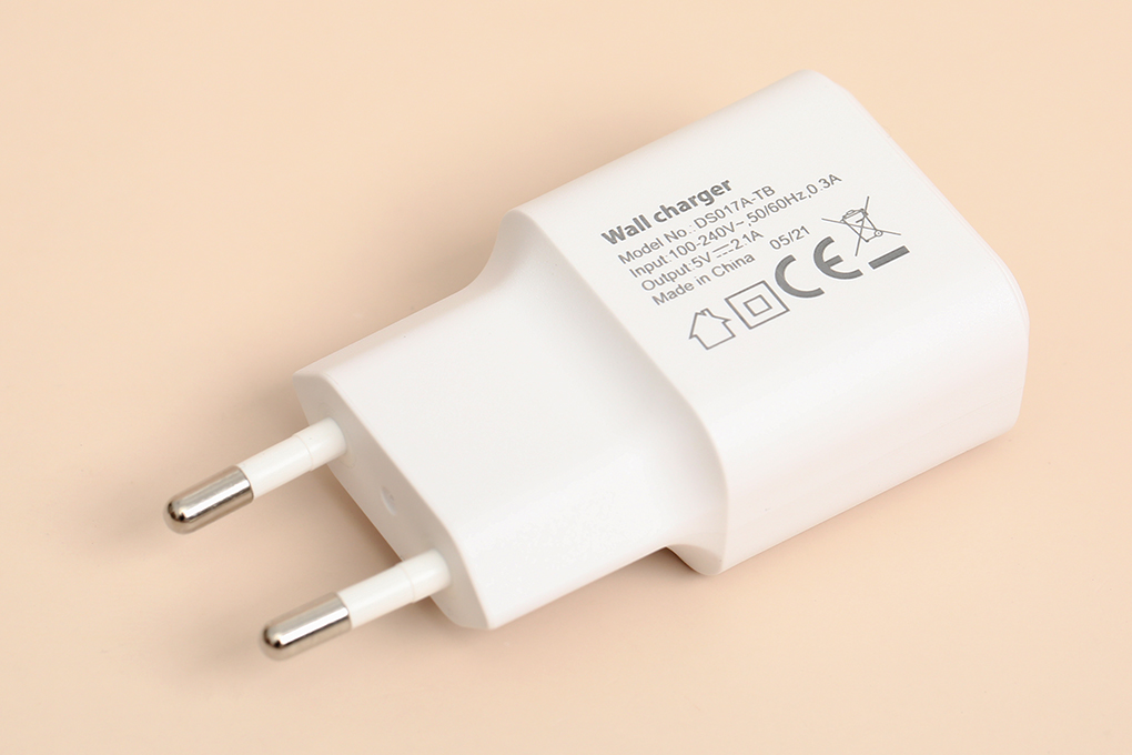 Củ sạc ađ017a-tb trắng 1n