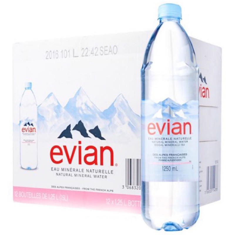 1 chai nước suối Pháp - nước khoáng EVIAN - 1500ml