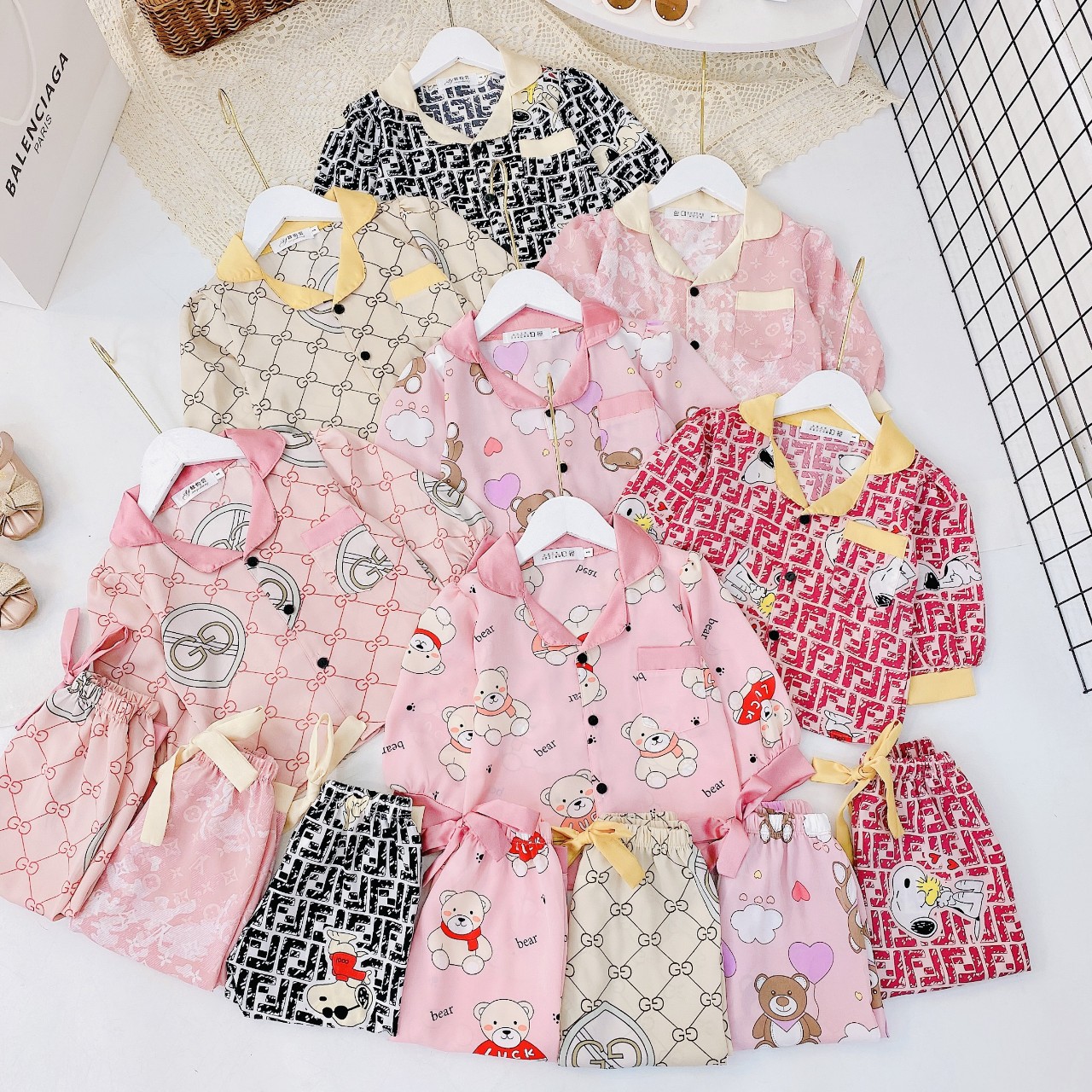Bộ đồ ngủ pyjama cho bé gái - Đồ ngủ bé gái - Set tay lỡ chất lụa cao cấp mềm mịn