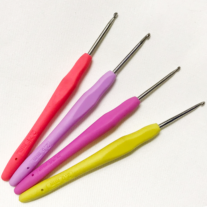 [HCM]Bộ Kim Móc Len Cán Nhựa 1 Đầu 4 Cây